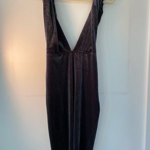 Velvet Nude deep V dress size medium